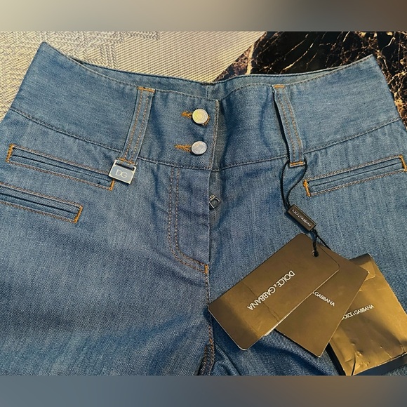 Beautiful blue colour D&G jeans -NWT - Picture 3 of 3
